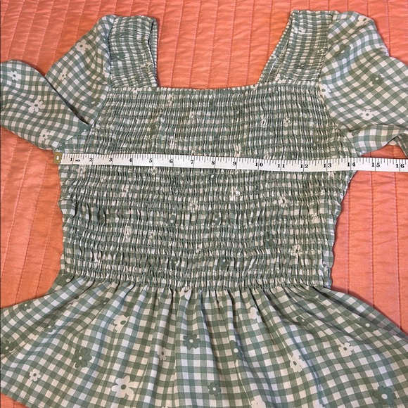 Altar’d State Green White Gingham Floral Smocked Women's Top size Small - Picture 10 of 14